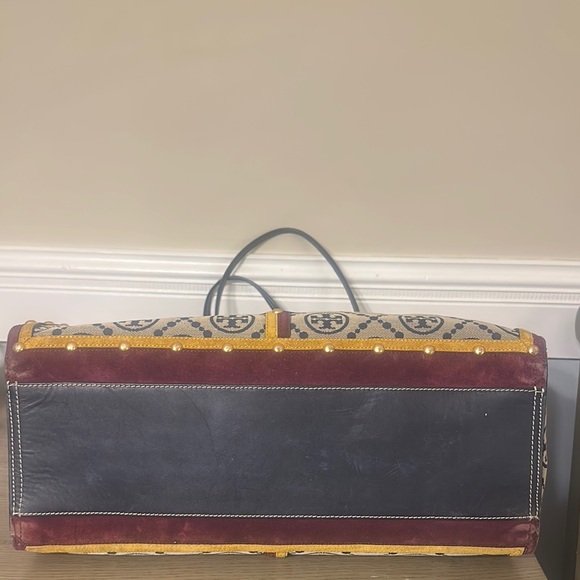 Tory Burch Tote Bag - Picture 9 of 17